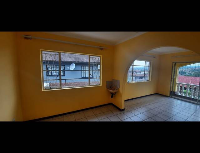 3 BEDROOM HOUSE FOR SALE IN RAISETHORPE